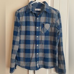 Boys Abercrombie and Fitch flannel Button Down Shirt size 15/16